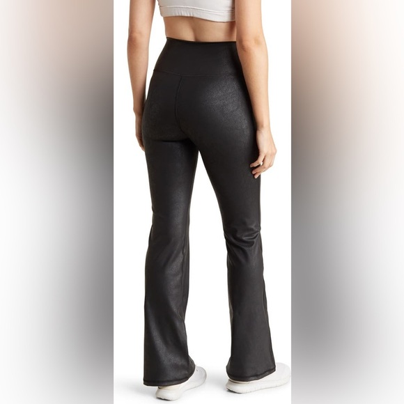90 DEGREE BY REFLEX Lux Cracked Faux Leather Flare Leggings sz Small-Med- Large - Picture 2 of 3